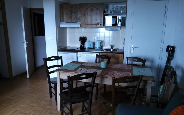 Chamrousse réservation location appartement 2 pièces 6 personnes  35m² L'Ecrin des neige 65 station ski montagne grenoble isère alpes France