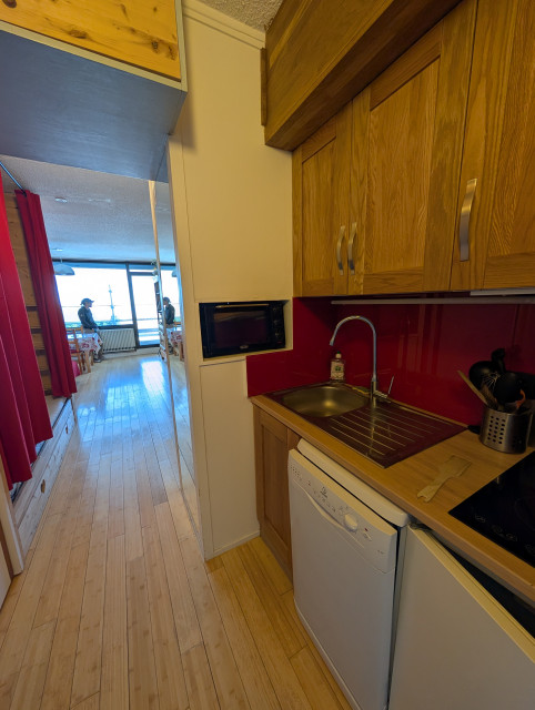 Intérieur cuisine Le Bellevue S114 Chamrousse