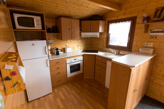 Intérieur cuisine Le Chalet des Cimes 24 Chamrousse