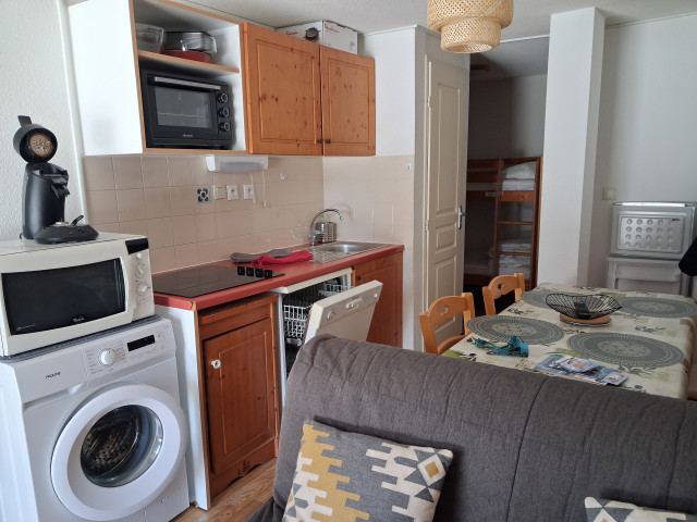 Chamrousse réservation location appartement 2 pièces 5 personnes  31m² Les Arolles A02 station ski montagne grenoble isère alpes France