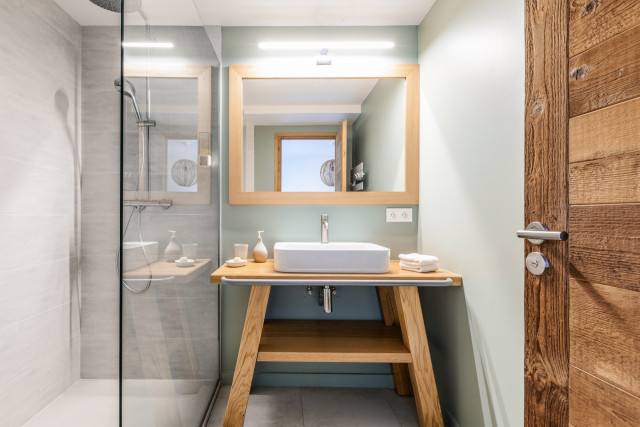 Chamrousse réservation location chalet 7 pièces, 10 personnes 125m² L'étincelle côté forêt station ski montagne grenoble isère alpes France