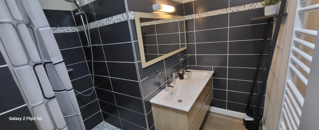 Intérieur salle de bain La Croisette 406 Chamrousse