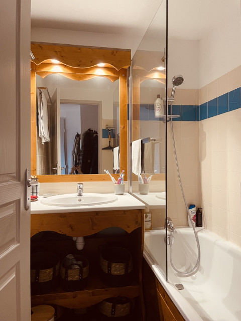 Chamrousse réservation location appartement 3 pièces 6 personnes 36m² Les Sorbier C22 station ski montagne grenoble isère alpes France