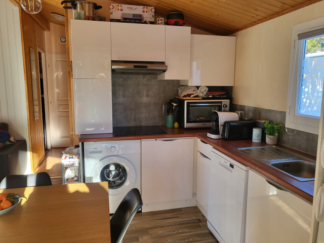 Intérieur cuisine Chalet des cimes 37 Chamrousse