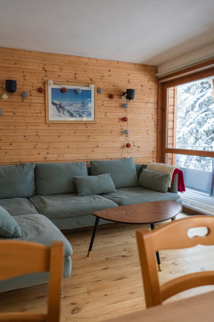 interieur-salon-drosera-f13-chamrousse-6438548