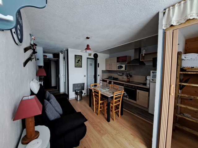 Intérieur salon séjour L'Edelweiss 4 Chamrousse