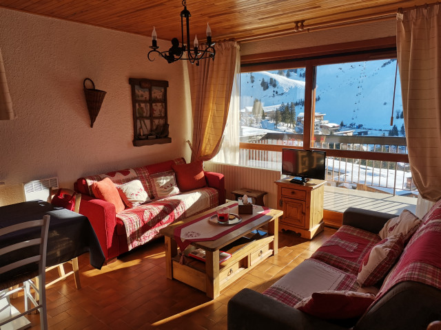 Intérieur salon séjour Le Cap 2000 506 Chamrousse