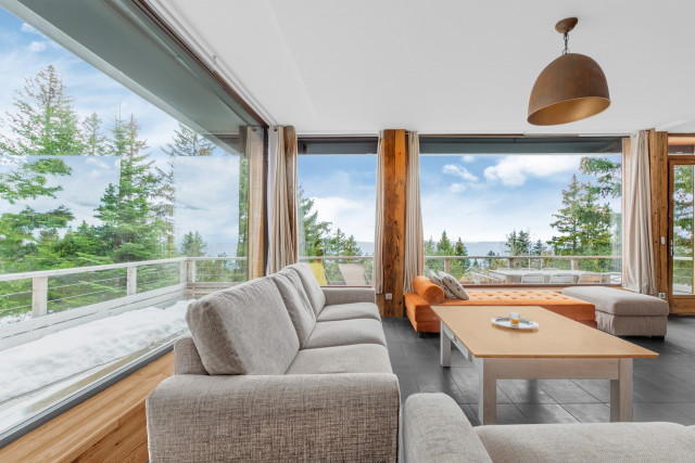 Intérieur salon séjour Le Chalet des Anges Chamrousse