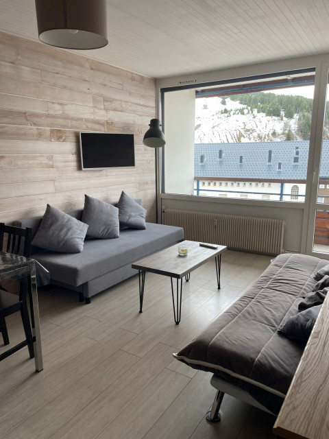 Intérieur salon séjour Le Chamois 305 Chamrousse