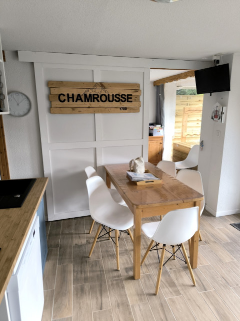 Chamrousse réservation location appartement 3 pièces 6 personnes 36m² Les Sorbier C02 station ski montagne grenoble isère alpes France