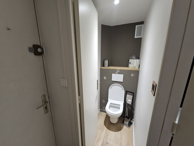 intérieur-toilettes-panoramic613-chamrousse