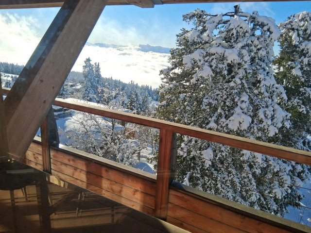la-grive-7-balcon-vue-exterieure-hiver-6208270