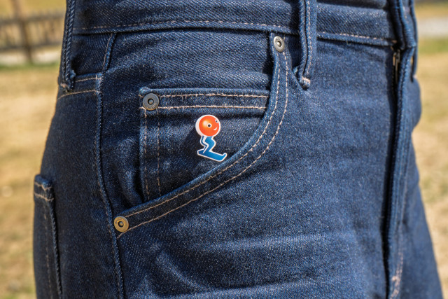 Pin's JO 1968 Grenoble Chamrousse COLJOG