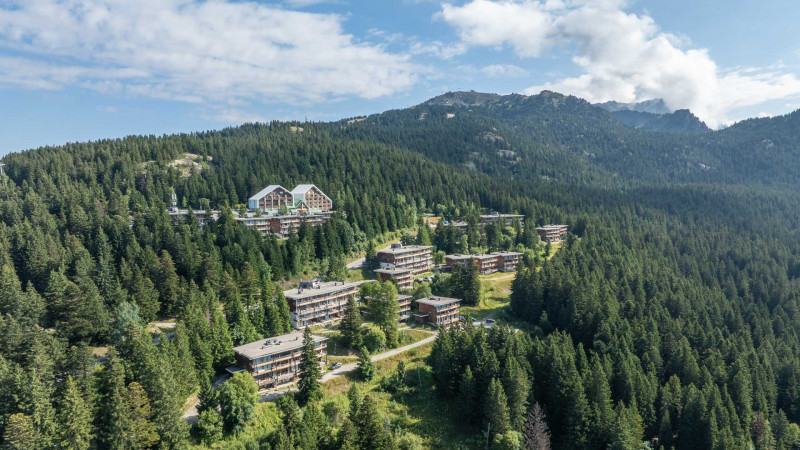 EXTERIEURCHAMROUSSE_05_0