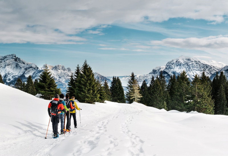 Ice diving adventure, frozen lake bath, bivouac on frozen lake and Chamrousse snowshoes