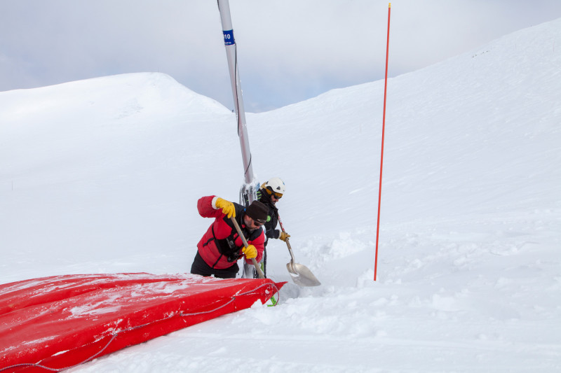 Discovering the production of man-made snow in Chamrousse