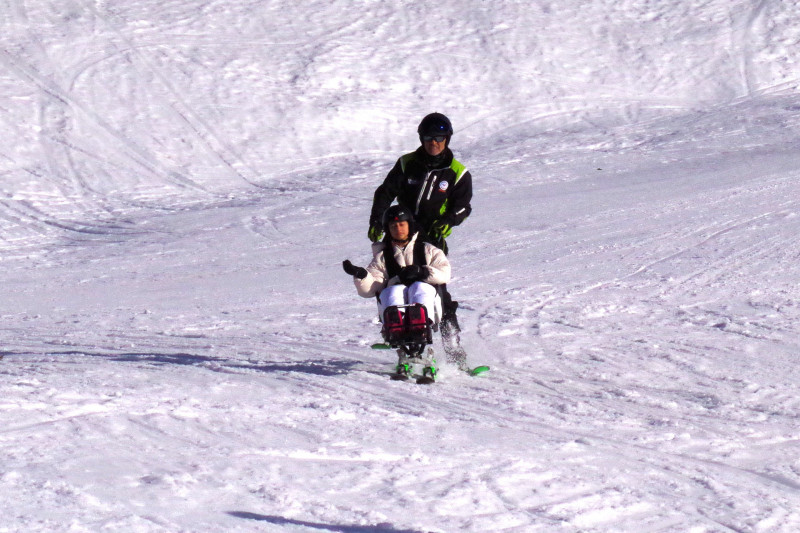 Handi'Gliss - journée découverte handi-ski alpin Chamrousse