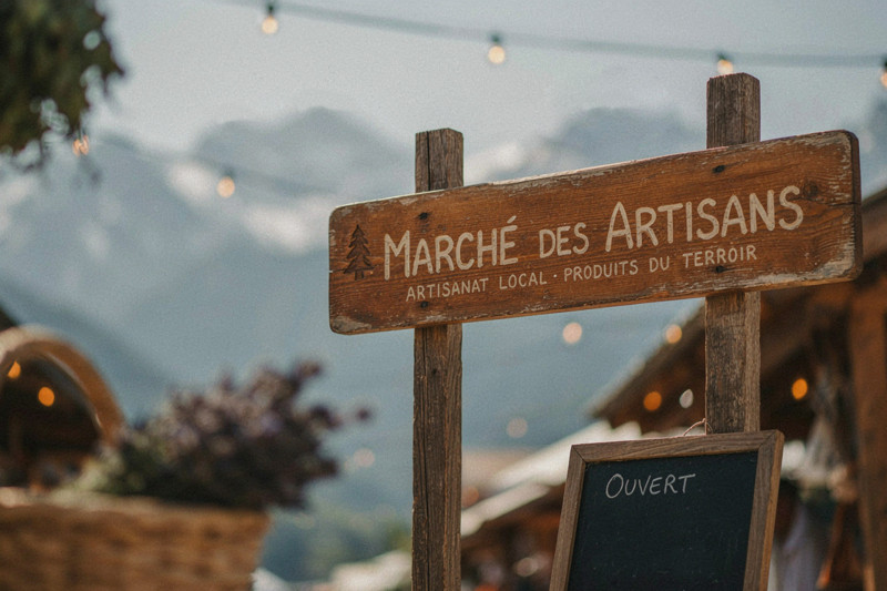 Christmas Market—Eco-Friendly Producers and Artisans in Chamrousse