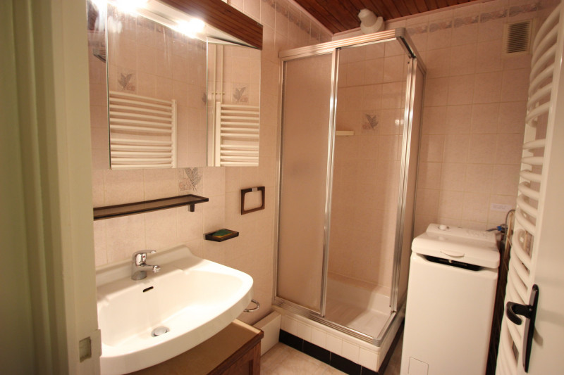 _lv_images__lot_0016190401_08_6034259