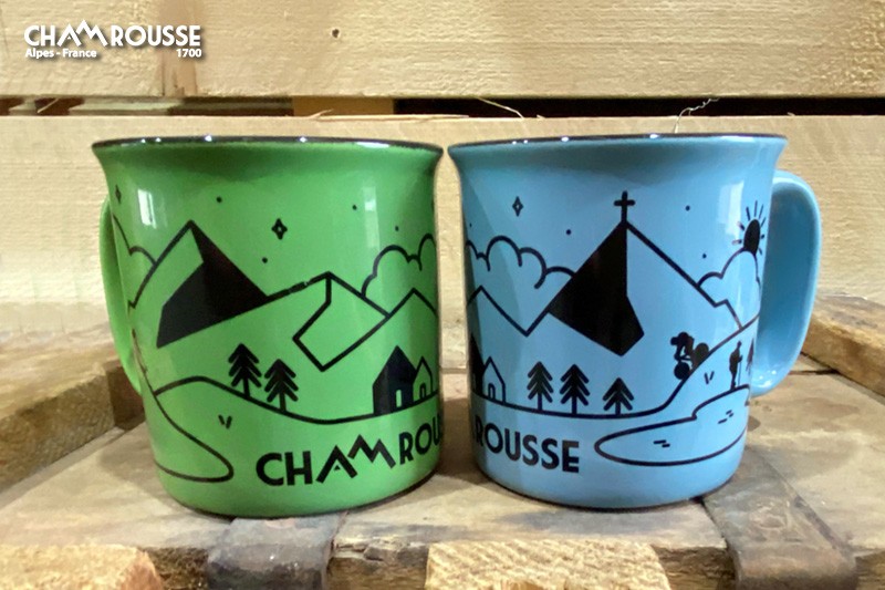 Chamrousse boutique souvenir cadeau mug vintage montagne station ski isère alpes france