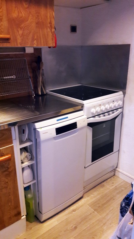 chamrousse-reservation-appartement-marmottes-numero-414-cuisine-2-pieces-cabine-5-personnes-37-m2-chamrousse-1750-roche-beranger-station-montagne-ski-grenoble-isere-alpes-france-2087419