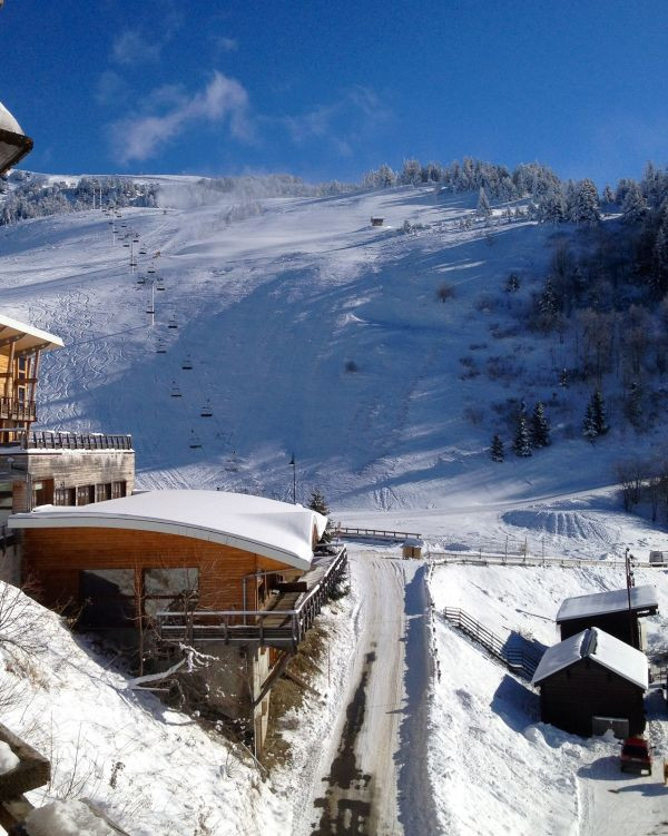 Chamrousse réservation location appartement 2 pièces 4 personnes 30m² Les Gentianes 101 station ski montagne grenoble isère alpes France