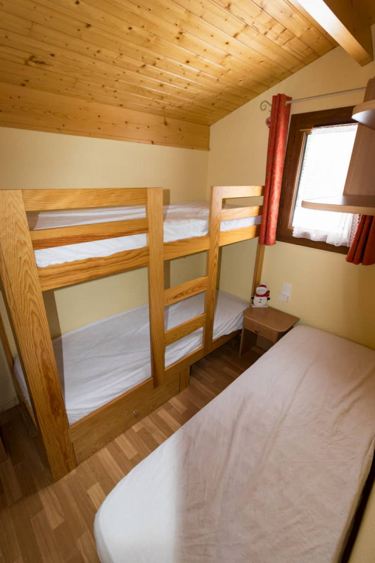 Chamrousse réservation location chalet 3 pièces, 6 personnes 40m² Le Chalet des cimes 24 station ski montagne grenoble isère alpes France