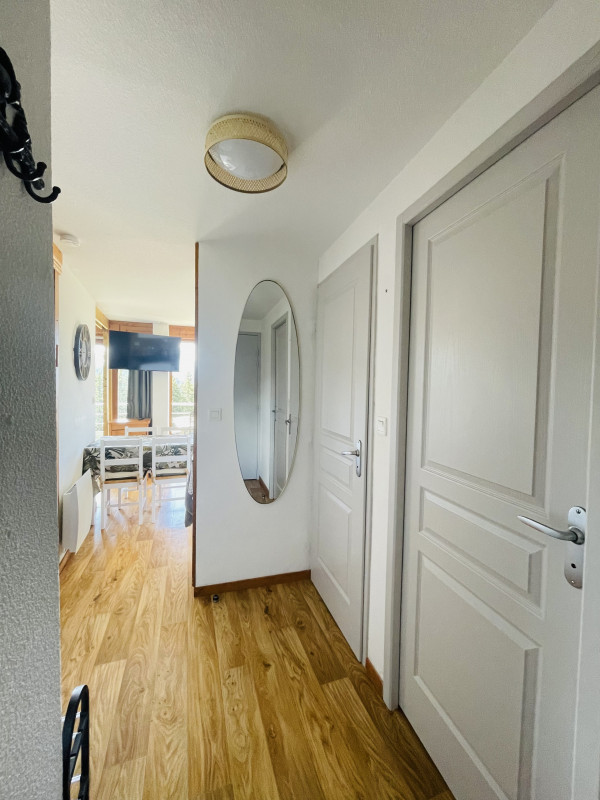 Chamrousse réservation location appartement 3 pièces 6 personnes 36m² Les Sorbier C22 station ski montagne grenoble isère alpes France