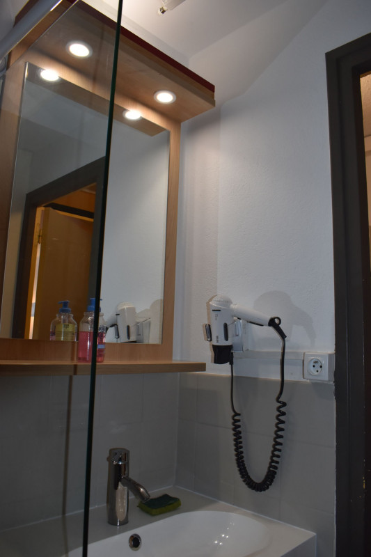 Chamrousse réservation location appartement studio 4 personnes 27m² Le Bellevue 219 station ski montagne grenoble isère alpes France