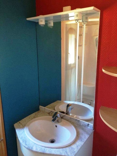 Chamrousse réservation location chalet 3 pièces, 6 personnes 40m² Le Chalet des cimes 20 station ski montagne grenoble isère alpes France