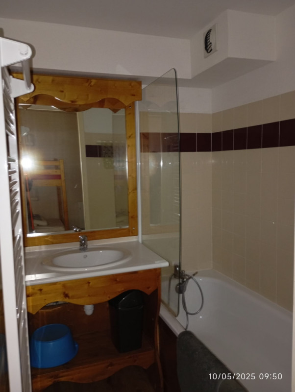 Chamrousse réservation location appartement 2 pièces 5 personnes  31m² Les Arolles A02 station ski montagne grenoble isère alpes France