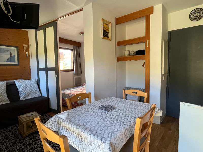 interieur-salon-sejour-2pc4-arolles-b13-chamrousse