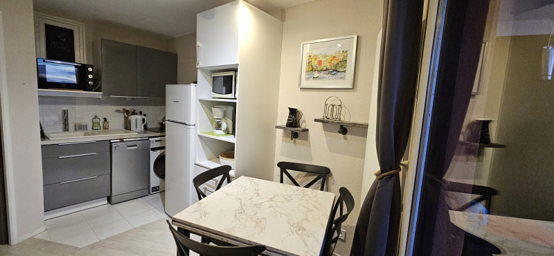 Chamrousse réservation location 2 pièces cabine 5 personnes 30m² marmottes station ski montagne grenoble isère alpes France