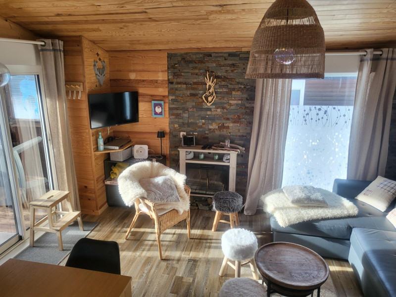 Chamrousse réservation location chalet 3 pièces, 6 personnes 38m² Le Chalet des cimes 37 station ski montagne grenoble isère alpes France