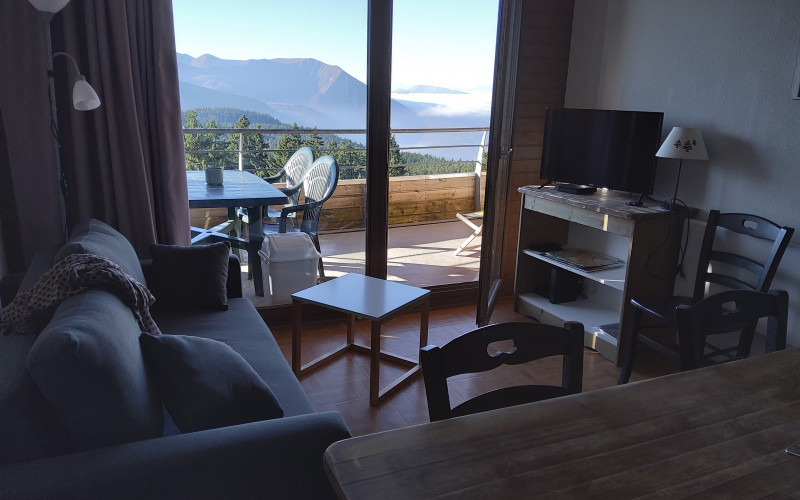 Chamrousse réservation location appartement 2 pièces 6 personnes  35m² L'Ecrin des neige 65 station ski montagne grenoble isère alpes France