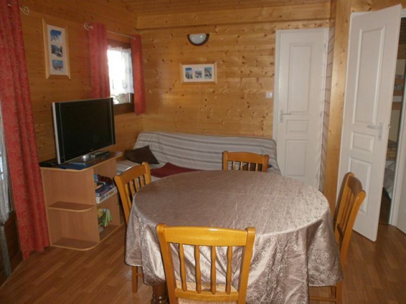 Chamrousse réservation location chalet 3 pièces, 6 personnes 40m² Le Chalet des cimes 22 station ski montagne grenoble isère alpes France