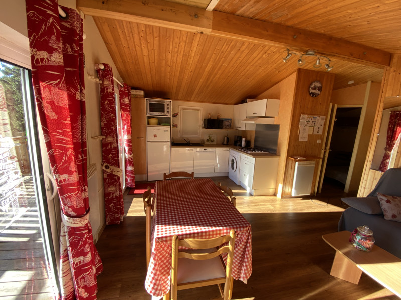 Chamrousse réservation location chalet 3 pièces, 6 personnes 38m² Le Chalet des cimes 23 station ski montagne grenoble isère alpes France