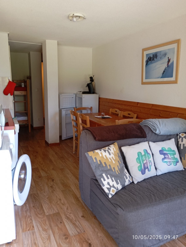 Chamrousse réservation location appartement 2 pièces 5 personnes  31m² Les Arolles A02 station ski montagne grenoble isère alpes France