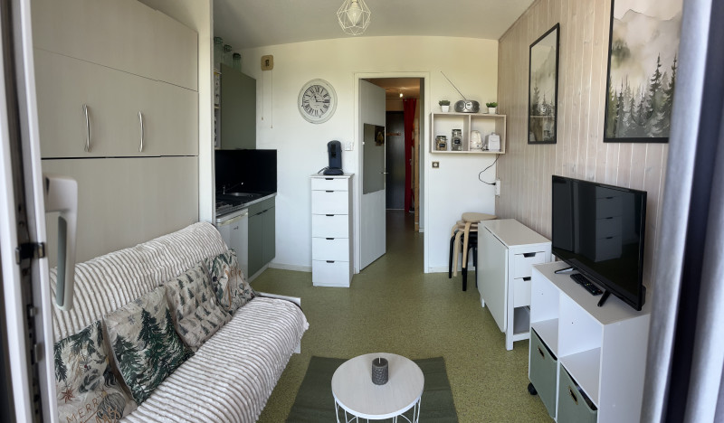 Chamrousse réservation location studio cabine 4 personnes 24m² marmottes station ski montagne grenoble isère alpes France