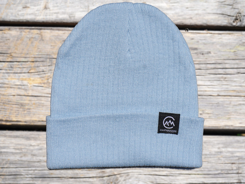 Chamrousse bonnet bleu clair logo icotype boutique souvenir cadeau station ski montagne grenoble isère alpes france