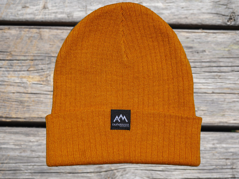 Chamrousse bonnet noir logo icotype boutique souvenir cadeau station ski montagne grenoble isère alpes france