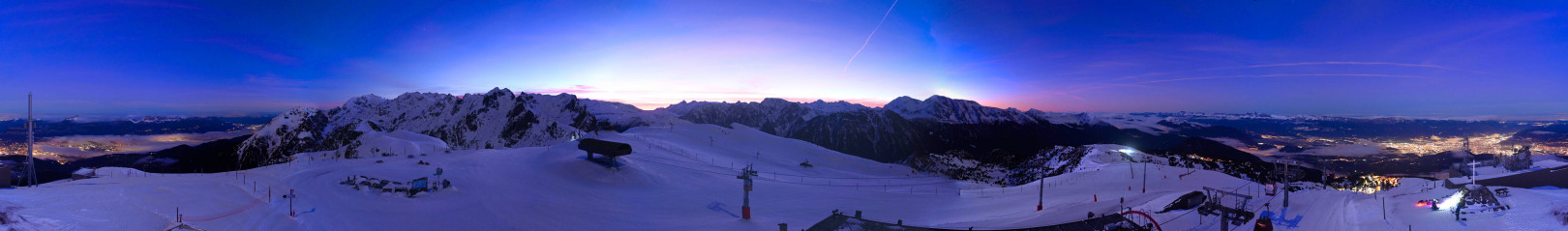 Webcam Chamrousse 2250 - La Croix de Chamrousse Webcam Chamrousse 2250 - La Croix de Chamrousse